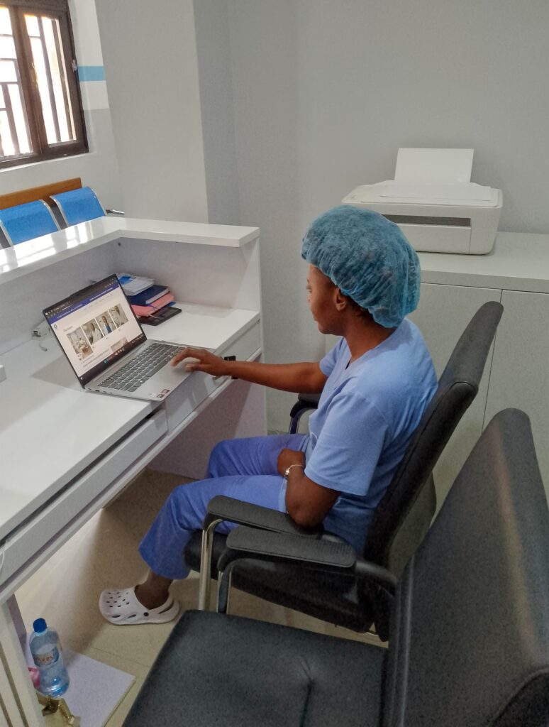 nadine - New Smile Clinic Lubumbashi